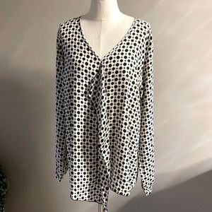 Regna X women’s geometric black white print blouse tunic V neck ruffle 2X boho